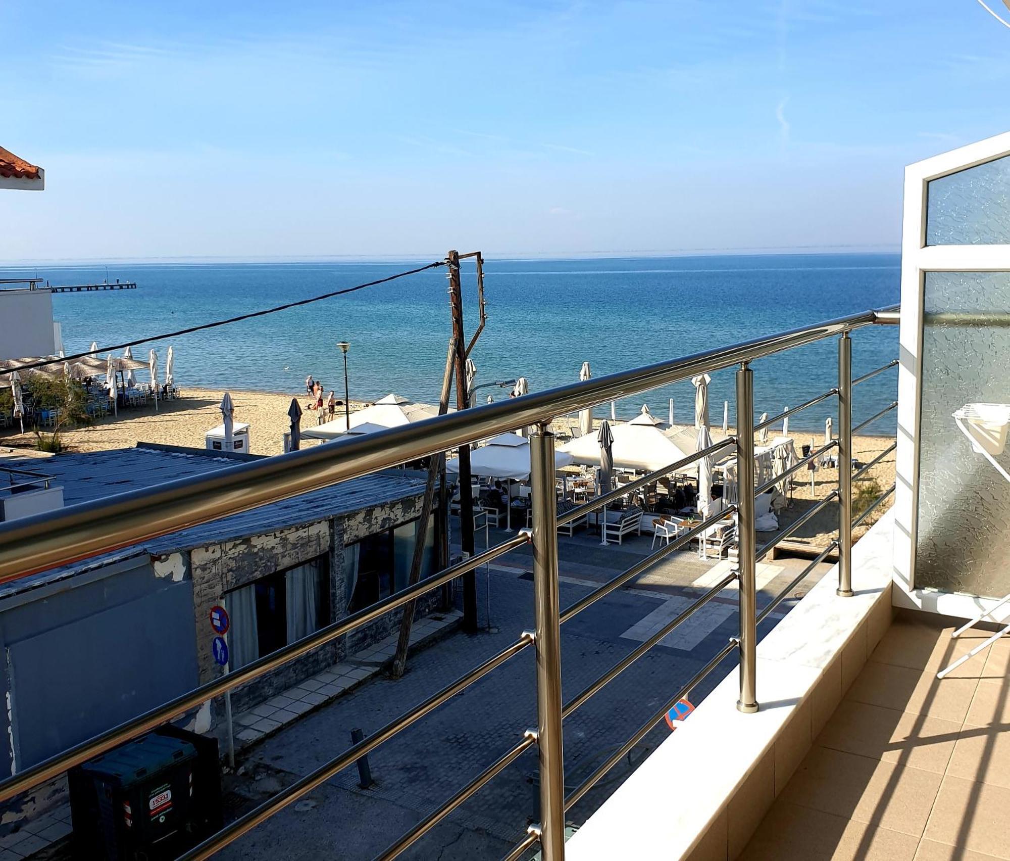 Studios Aigialos Peraia  Exterior photo
